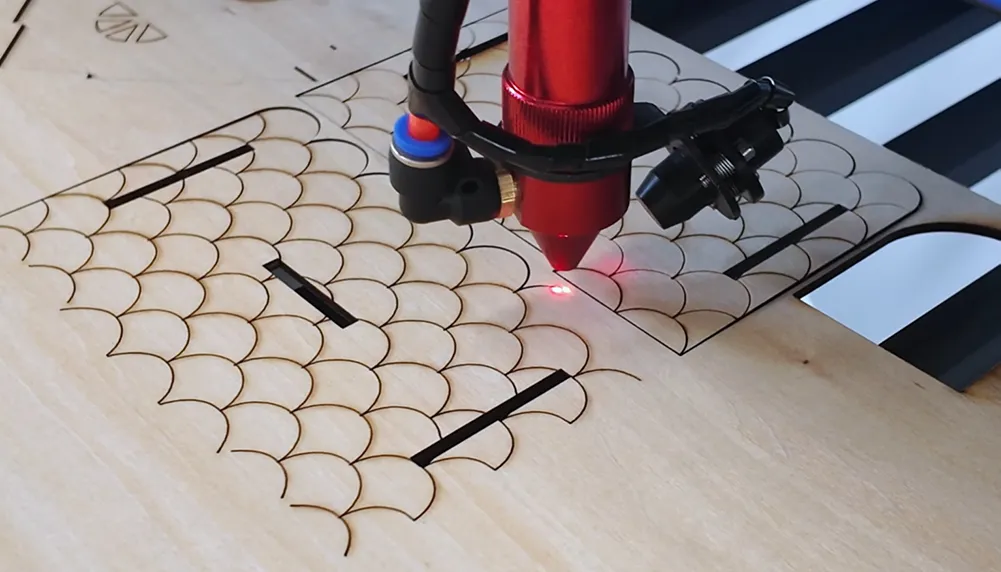 CO2 Laser Cutting Machine for Wooden Puzzles